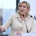 Quelle est la taille de Marine Le Pen